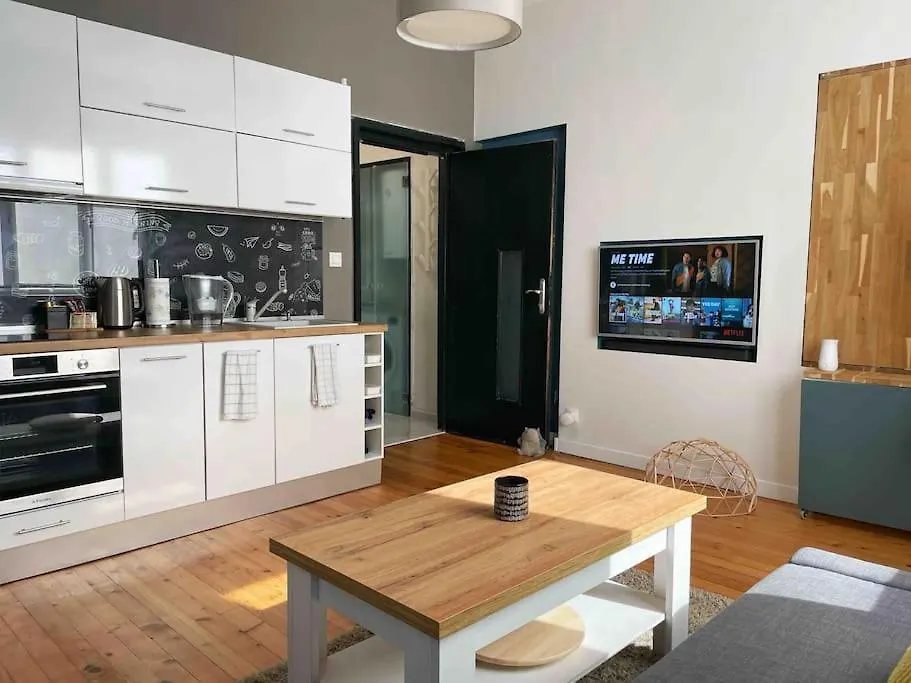 Cozy & Boho Top Center Apartment Sofia