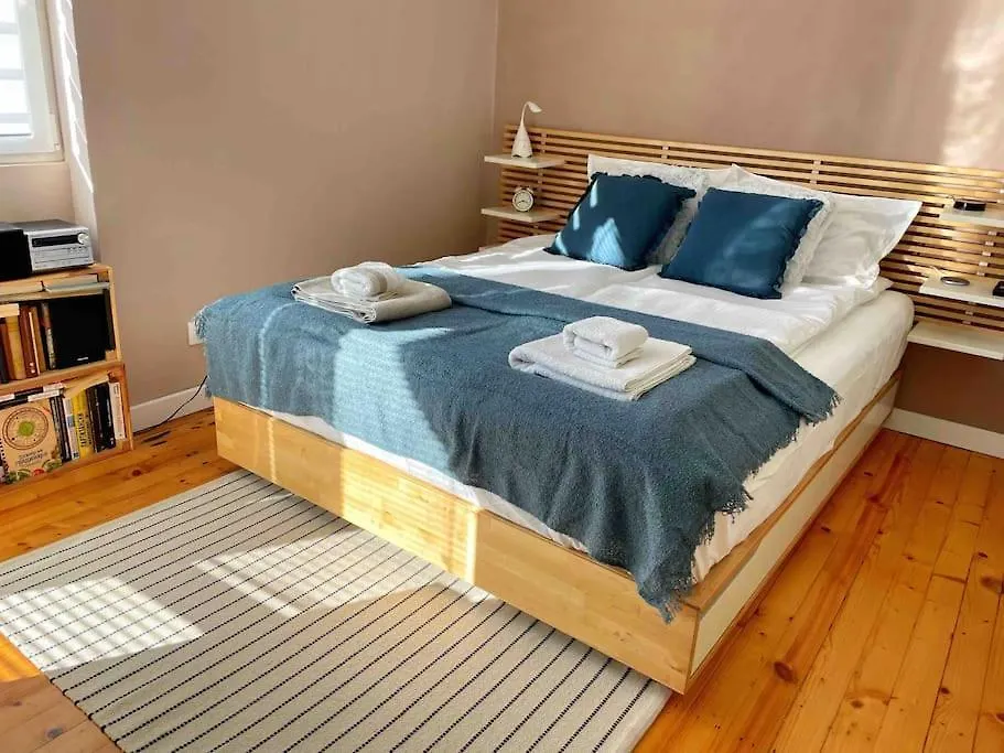 Cozy & Boho Top Center Apartment Sofia