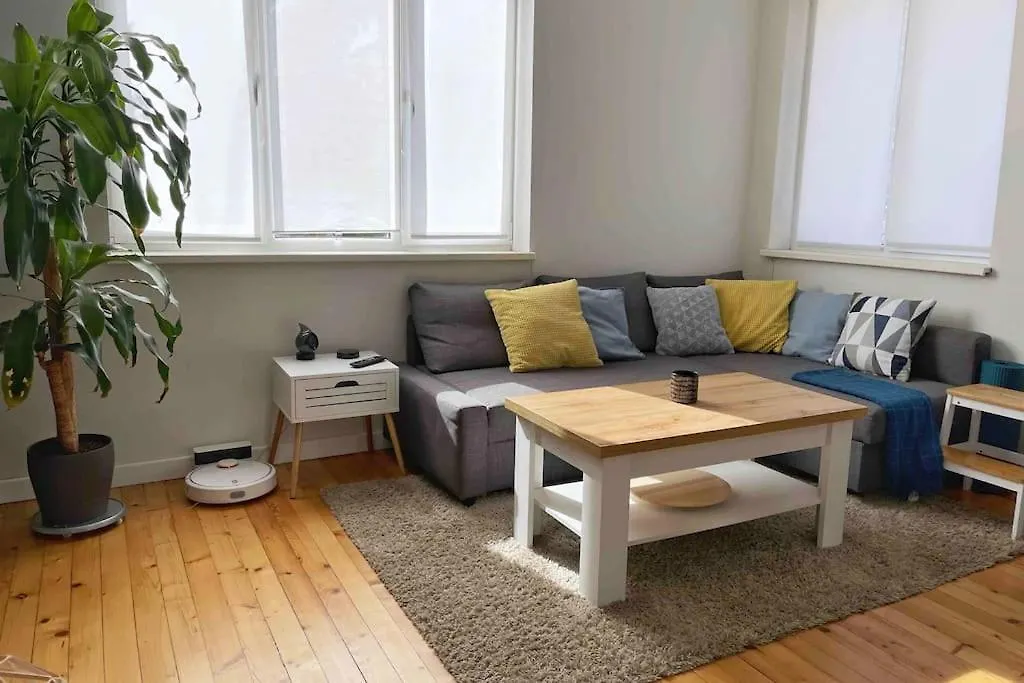 Cozy & Boho Top Center Apartment Sofia