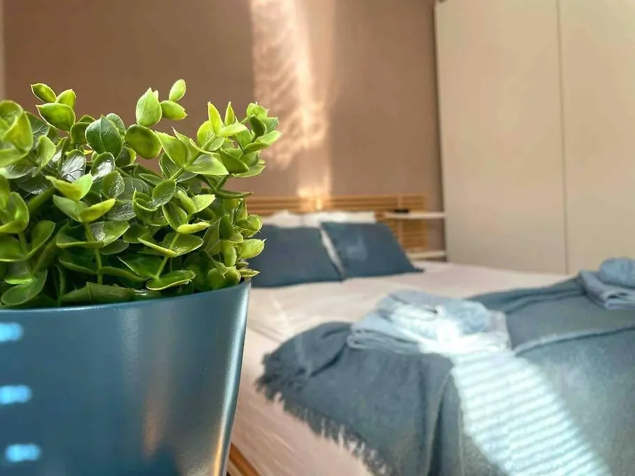 Cozy & Boho Top Center Apartment Sofia